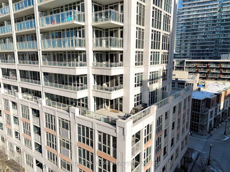 Preview image for 35 Bastion St #809, Toronto