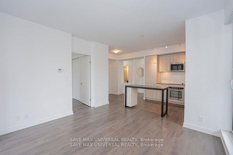 Preview image for 609 Avenue Rd #809, Toronto