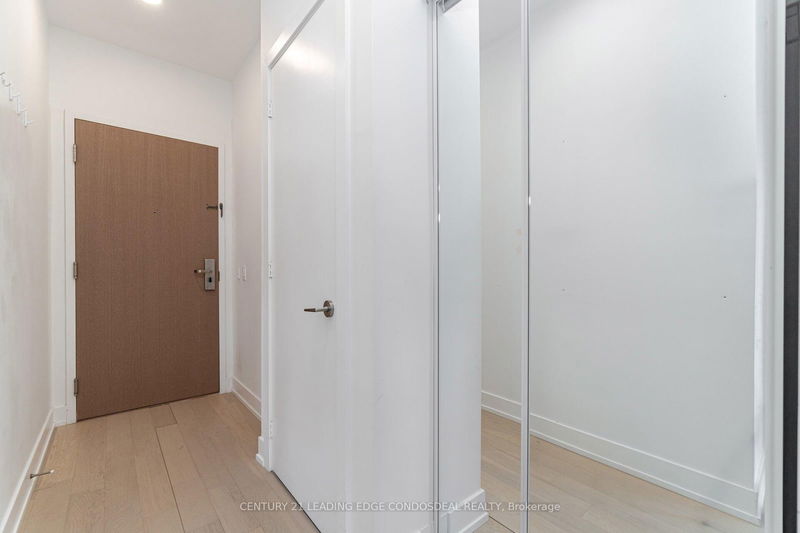 Preview image for 7 Grenville St #2707, Toronto