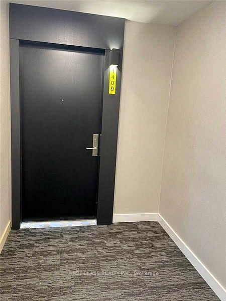 Preview image for 158 Front St E #1409, Toronto