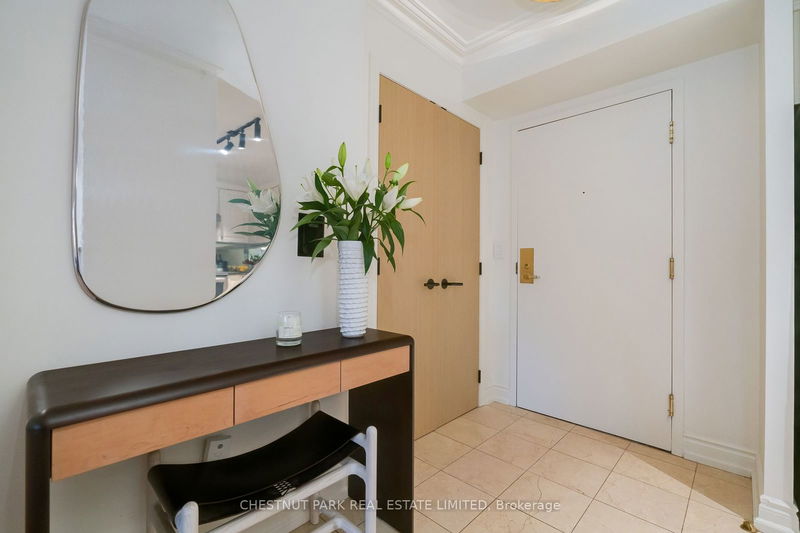 Preview image for 1 Balmoral Ave #323, Toronto