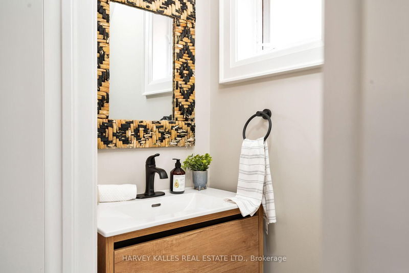 Preview image for 39 Standish Ave, Toronto