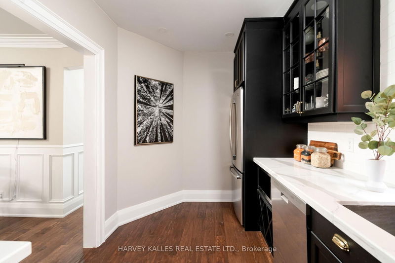 Preview image for 39 Standish Ave, Toronto