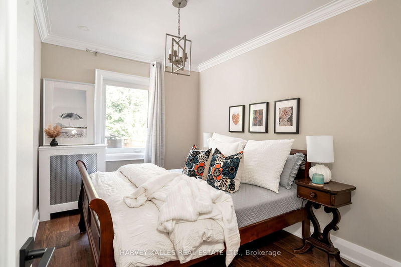 Preview image for 39 Standish Ave, Toronto