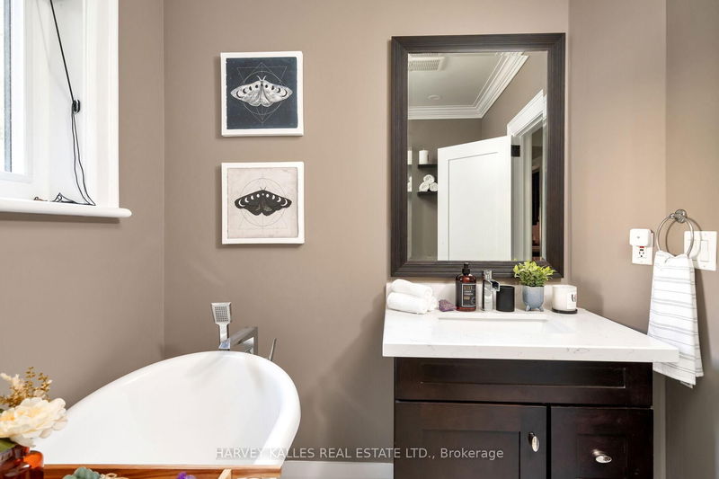 Preview image for 39 Standish Ave, Toronto