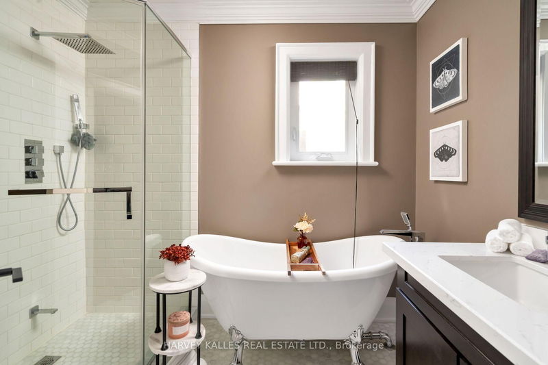 Preview image for 39 Standish Ave, Toronto