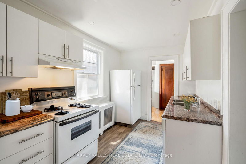 Preview image for 39 Standish Ave, Toronto