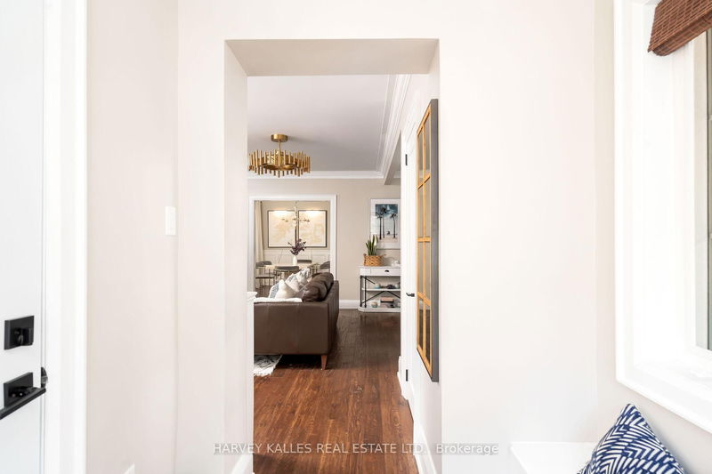 Preview image for 39 Standish Ave, Toronto