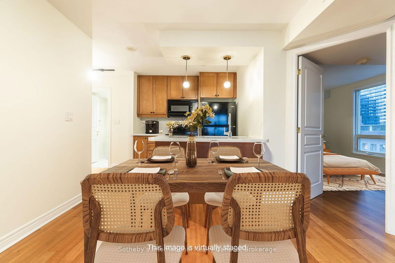 Preview image for 100 Hayden St #901, Toronto