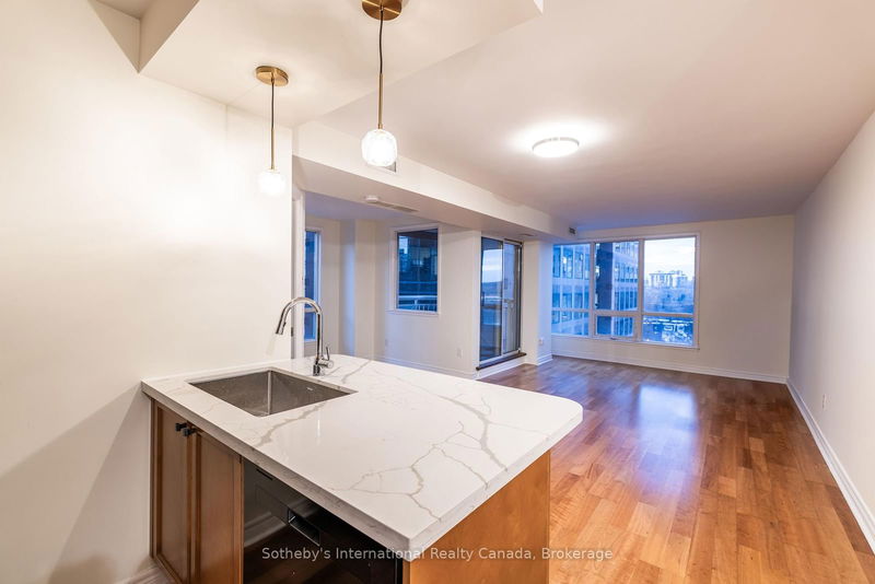 Preview image for 100 Hayden St #901, Toronto