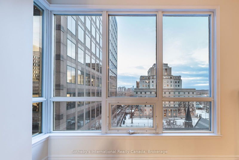 Preview image for 100 Hayden St #901, Toronto