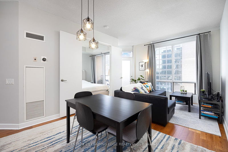 Preview image for 85 Bloor St E #1413, Toronto