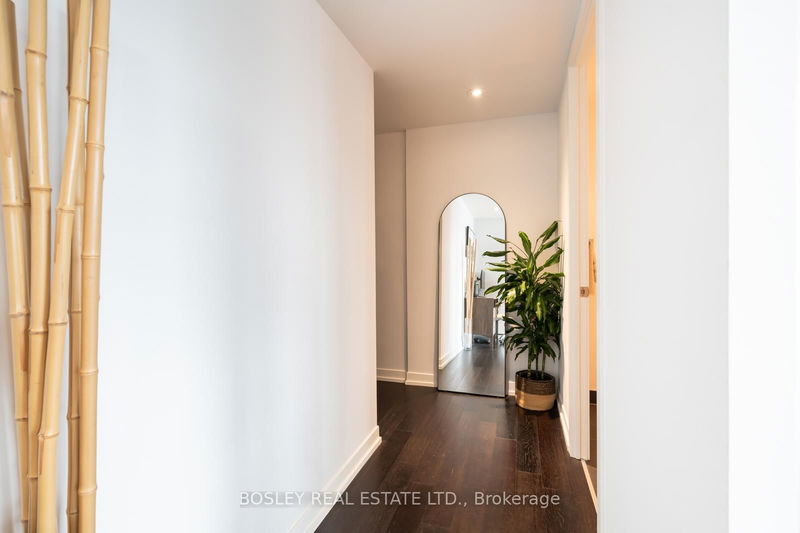 Preview image for 95 Bathurst St #1006, Toronto