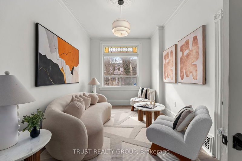 Preview image for 121 Palmerston Ave, Toronto