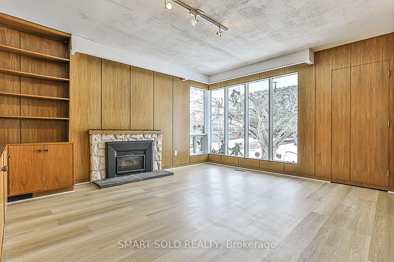 Preview image for 38 Suncrest Dr, Toronto