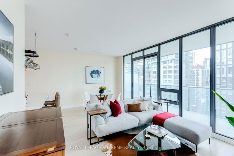 Preview image for 33 Lombard St #1506, Toronto