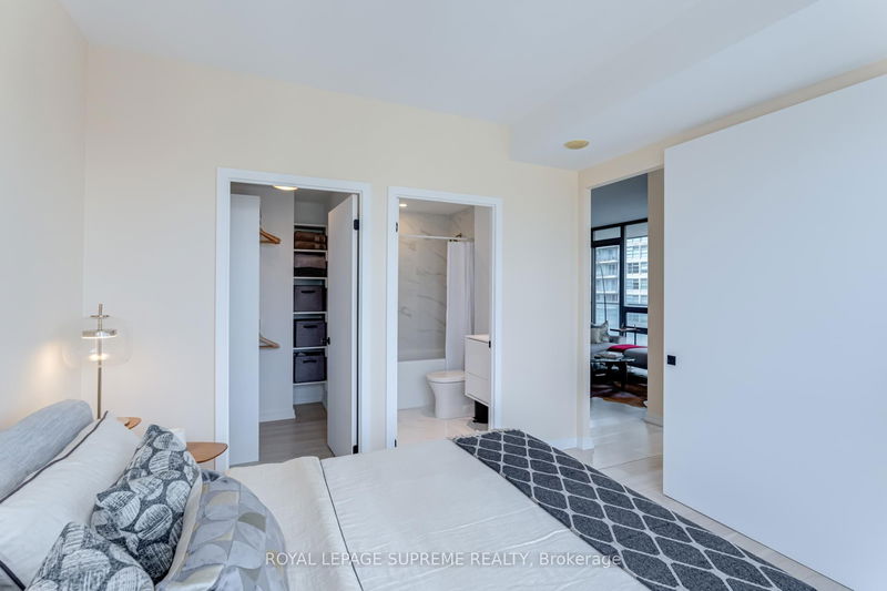 Preview image for 33 Lombard St #1506, Toronto