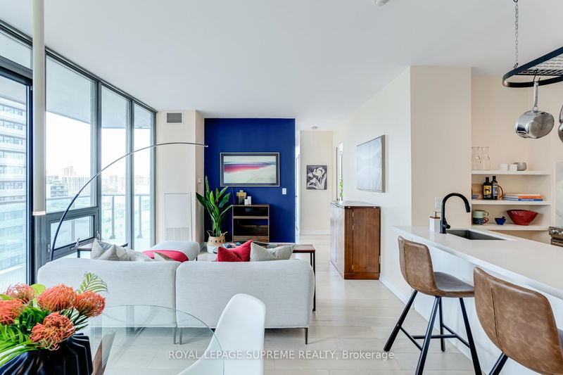 Preview image for 33 Lombard St #1506, Toronto