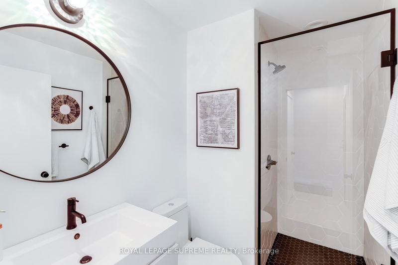 Preview image for 33 Lombard St #1506, Toronto