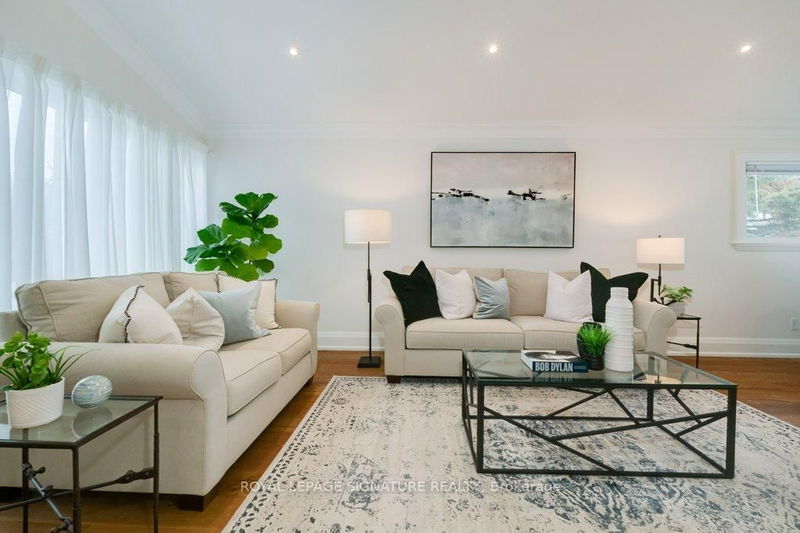 Preview image for 164 Sweeney Dr, Toronto