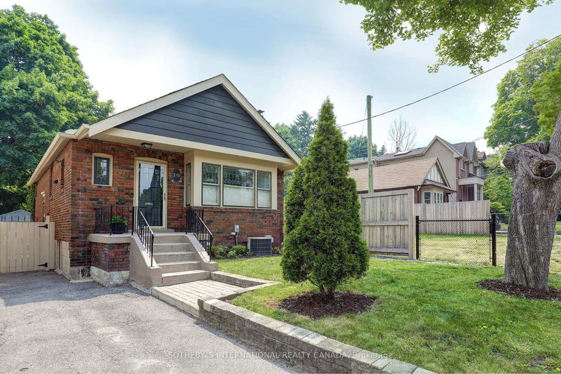 Preview image for 19 Southvale Dr, Toronto