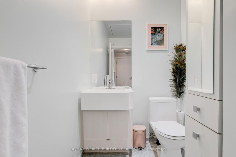 Preview image for 8 The Esplanade N/A #2105, Toronto