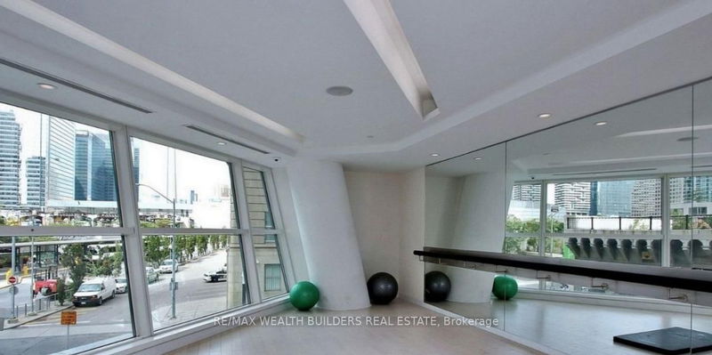 Preview image for 8 The Esplanade N/A #2105, Toronto