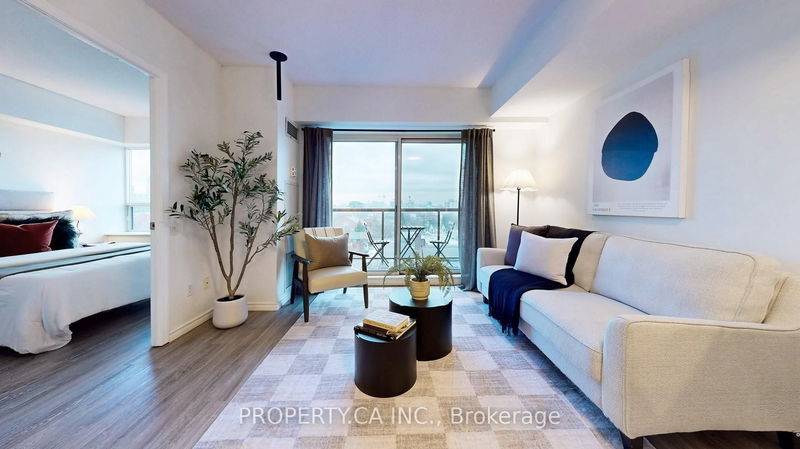 Preview image for 140 Bathurst St #Ph02, Toronto