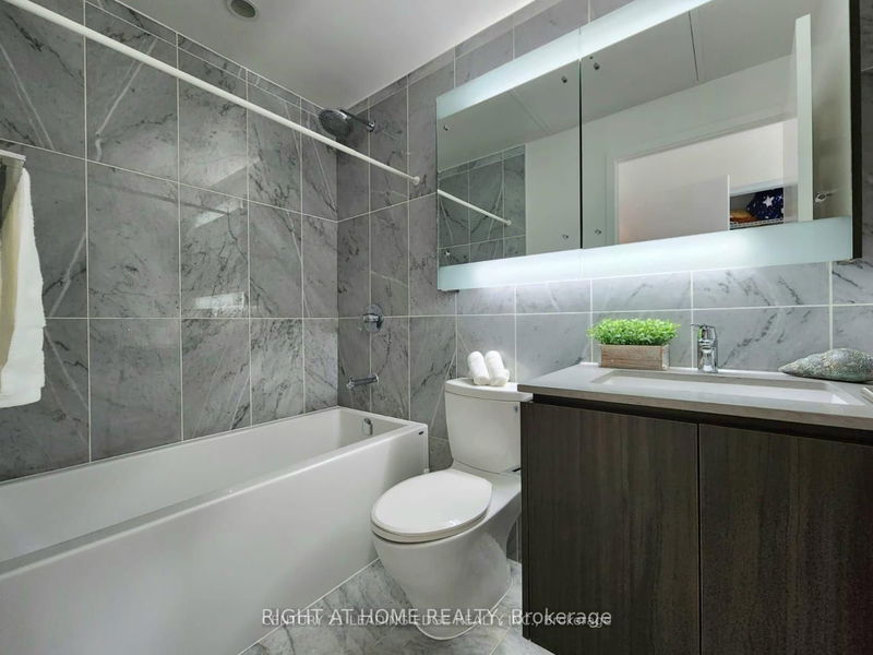 Preview image for 115 Mcmahon Dr #2903, Toronto