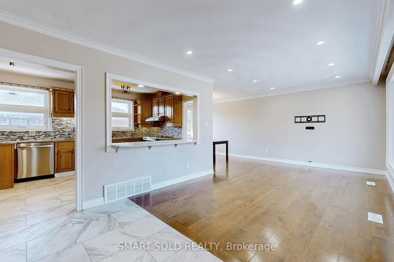 Preview image for 50 Slidell Cres, Toronto