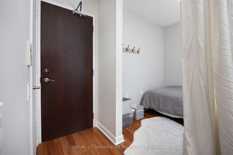 Preview image for 85 Bloor St E #1413, Toronto