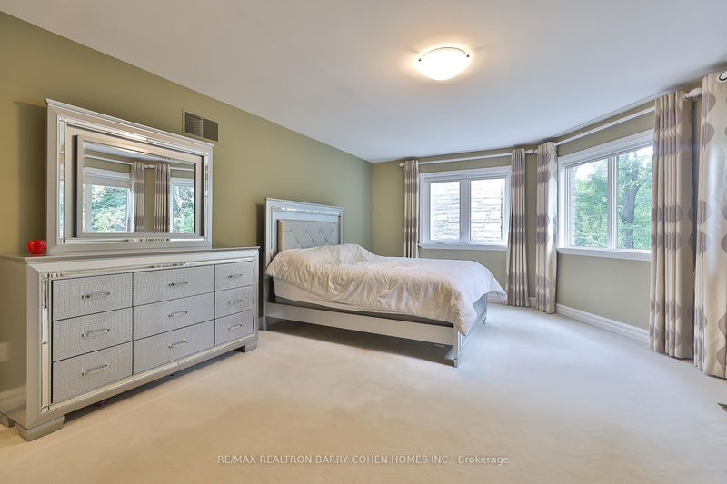 Preview image for 218 Owen Blvd, Toronto