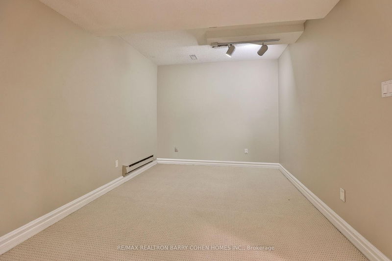 Preview image for 218 Owen Blvd, Toronto