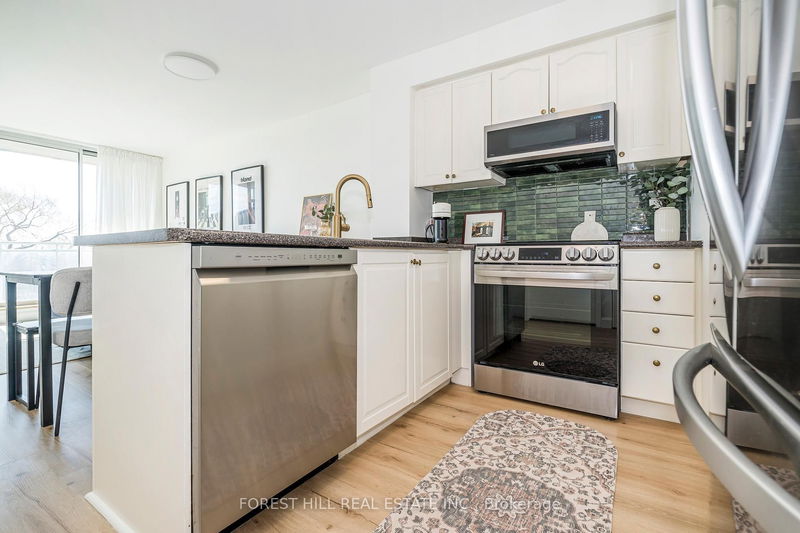 Preview image for 650 Queens Quay W #608, Toronto