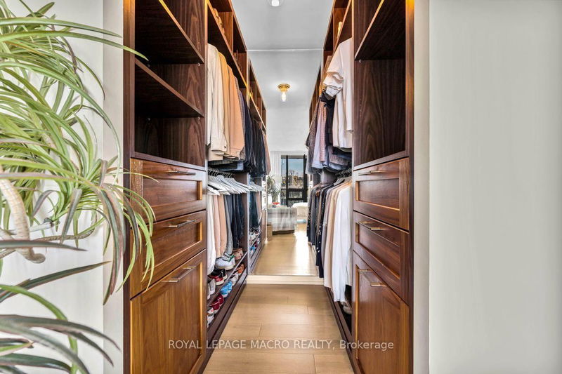 Preview image for 33 Lombard St #4302, Toronto