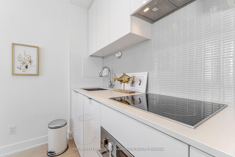 Preview image for 7 Grenville St #2707, Toronto