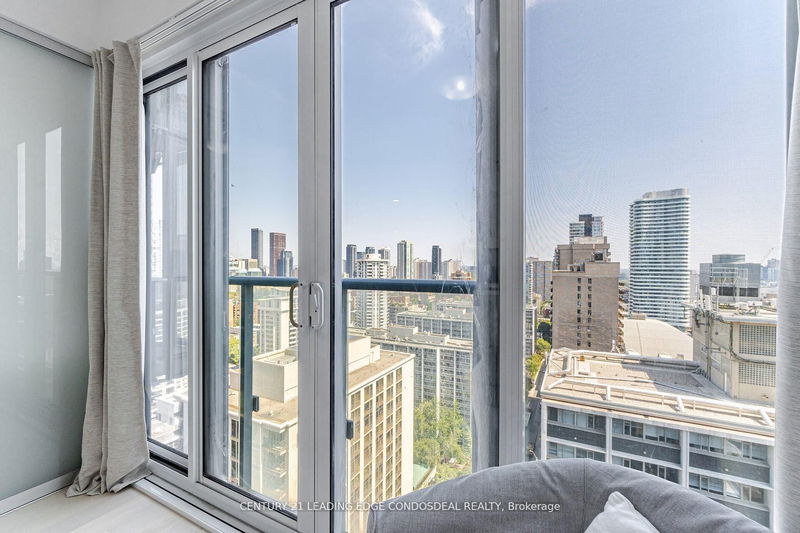 Preview image for 7 Grenville St #2707, Toronto