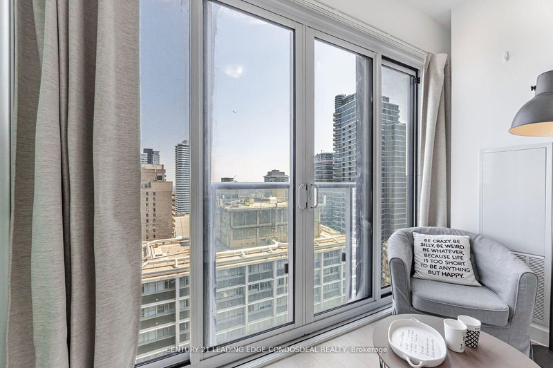 Preview image for 7 Grenville St #2707, Toronto