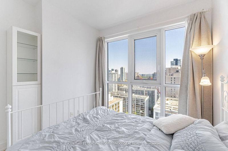 Preview image for 7 Grenville St #2707, Toronto