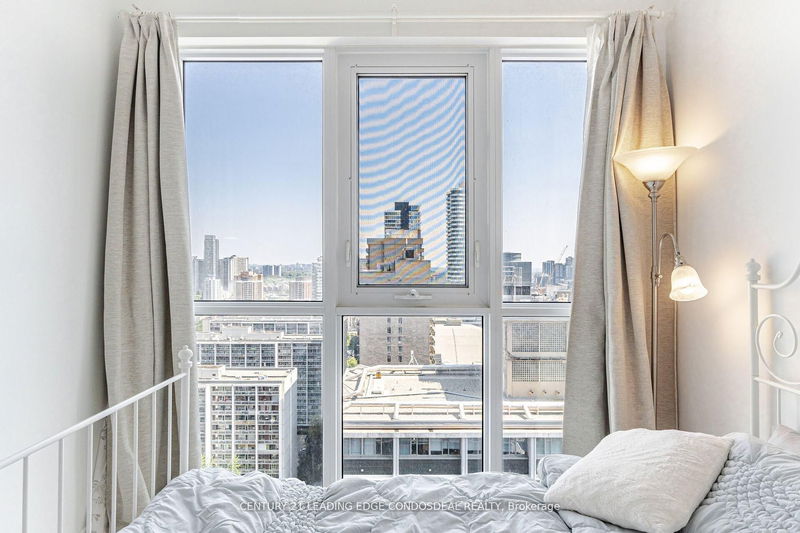 Preview image for 7 Grenville St #2707, Toronto