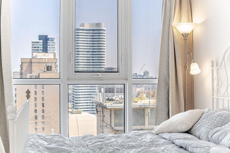 Preview image for 7 Grenville St #2707, Toronto
