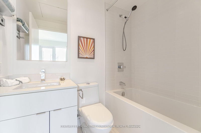 Preview image for 7 Grenville St #2707, Toronto