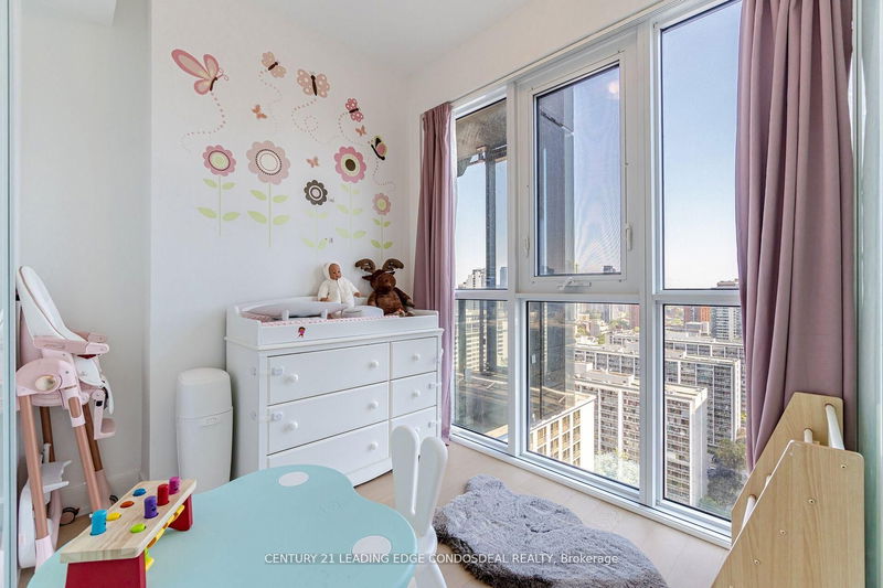 Preview image for 7 Grenville St #2707, Toronto
