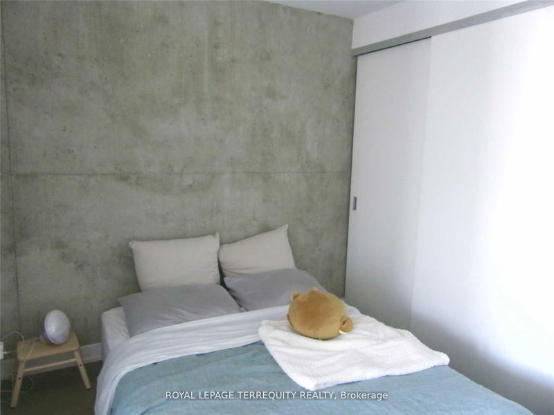 Preview image for 39 Brant St #909, Toronto