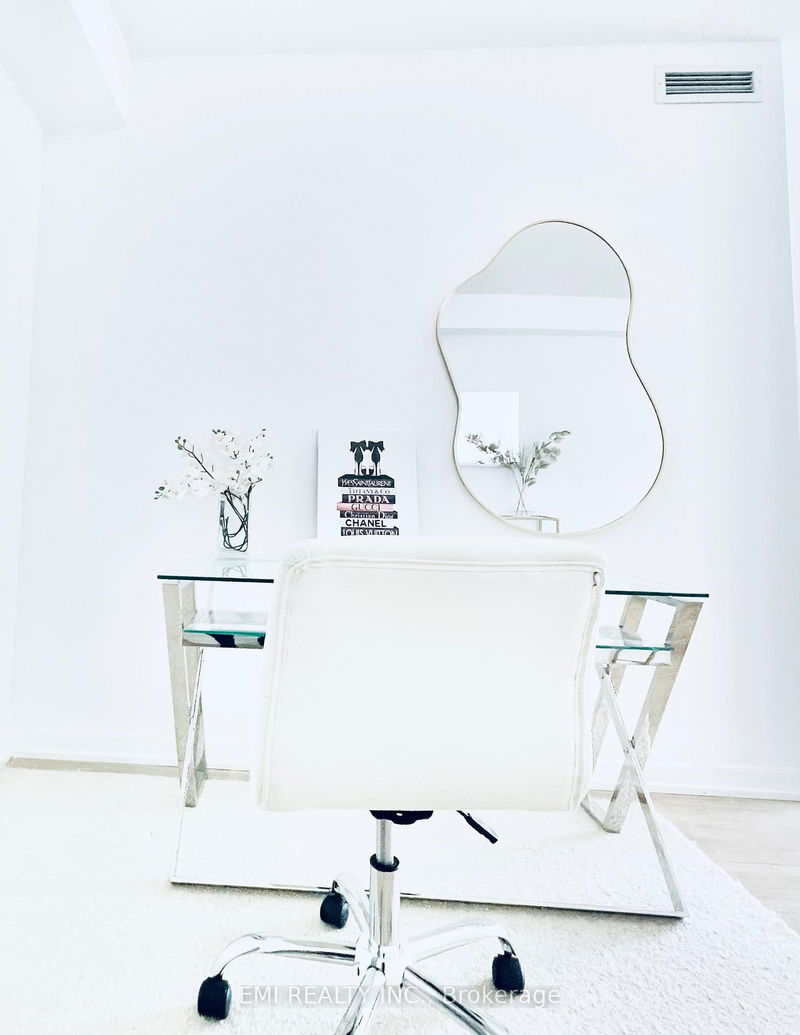 Preview image for 36 Forest Manor Rd #405, Toronto