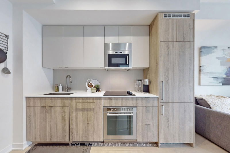 Preview image for 840 St Clair Ave W #612, Toronto