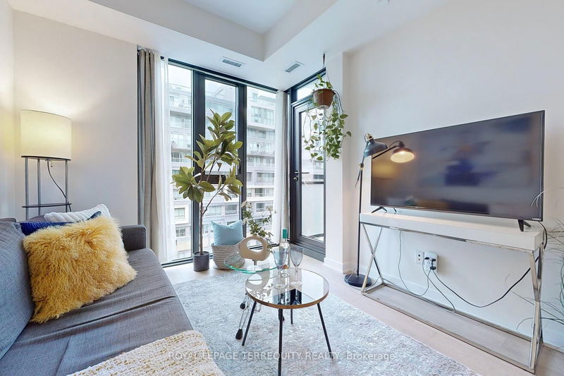 Preview image for 840 St Clair Ave W #612, Toronto