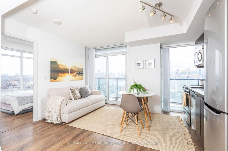Preview image for 36 Lisgar St #2121E, Toronto