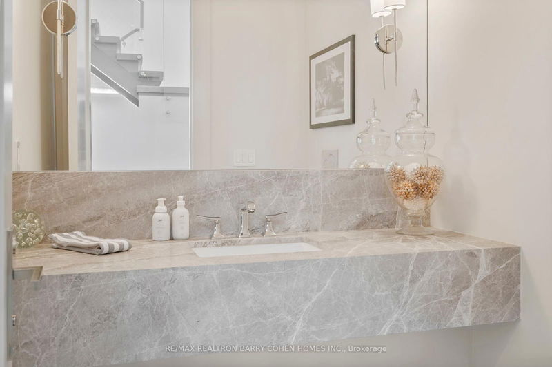 Preview image for 6 Stubbs Dr, Toronto