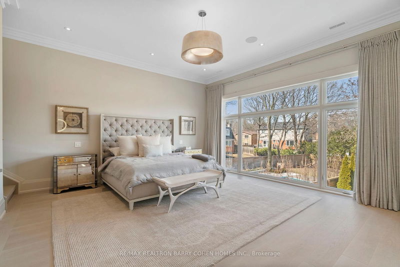 Preview image for 6 Stubbs Dr, Toronto